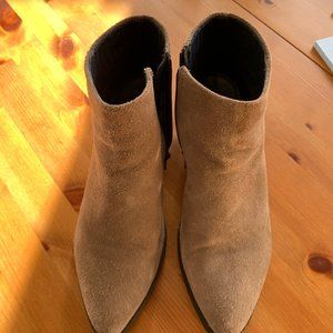 Vagabond Marja  Bootie -Clay Nubuck Size 36